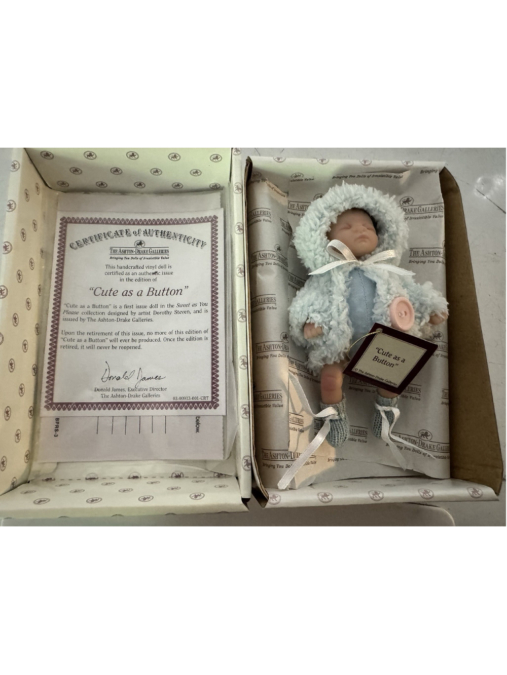 The Ashton-Drake Galleries “Cute As A Button” 5" Baby Doll W Certificate EUC
